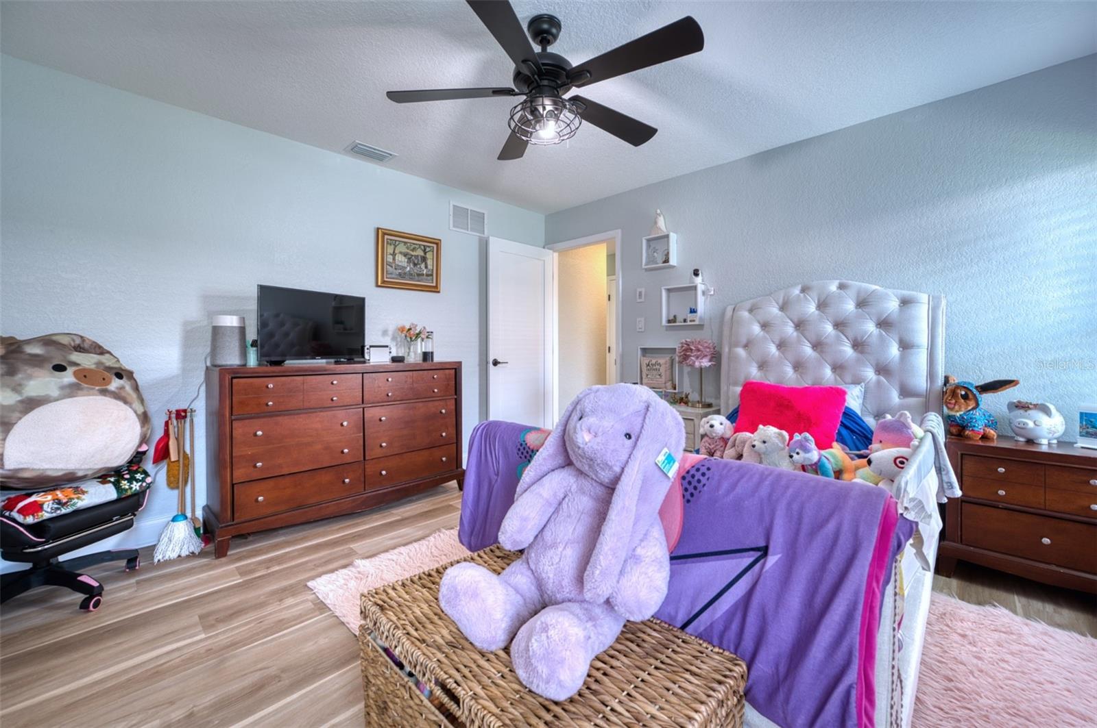 727 MONACO DR