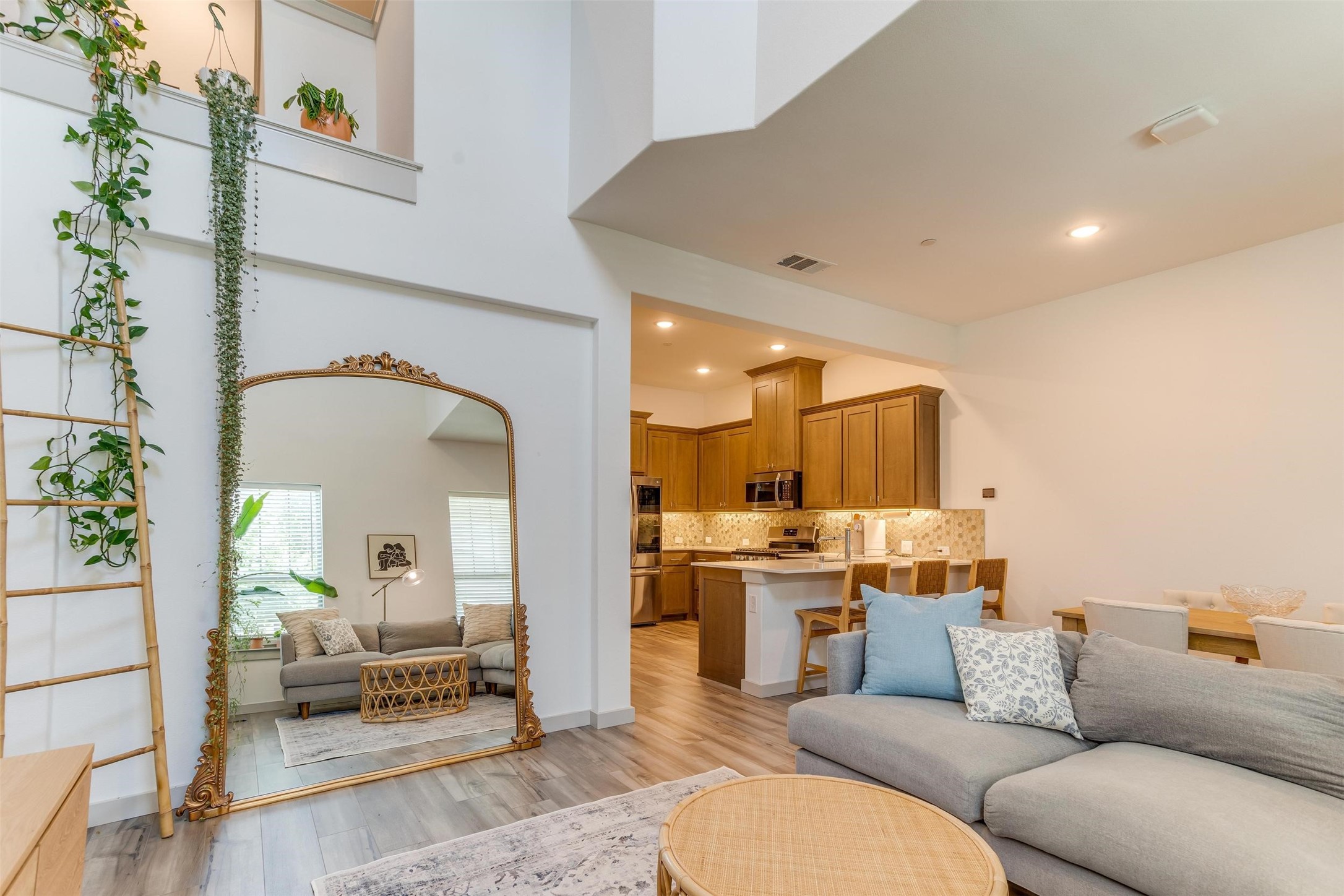 6437 Northern Dancer Drive