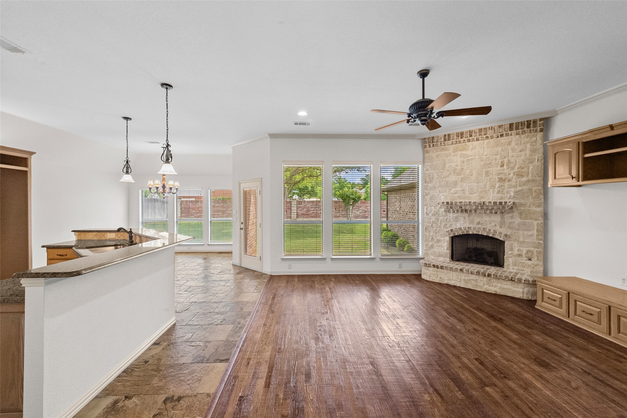 7036 Ridge Crest Drive