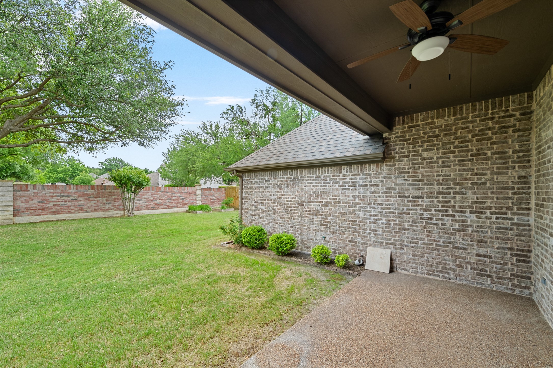 7036 Ridge Crest Drive