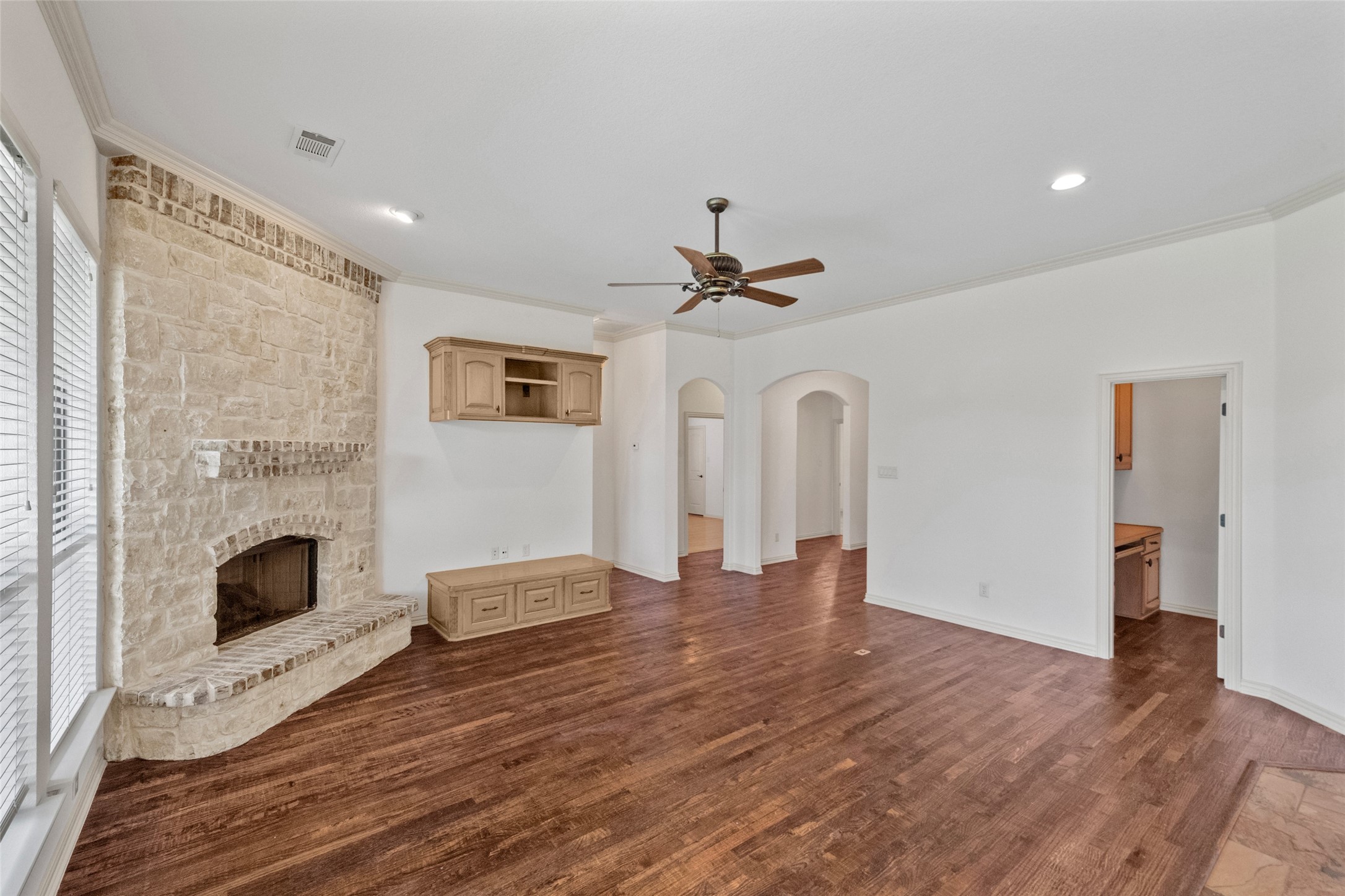 7036 Ridge Crest Drive