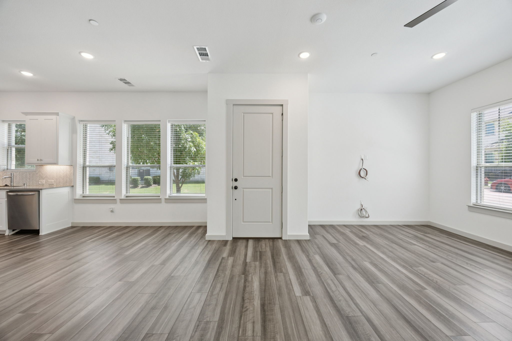 6441 Northern Dancer Drive