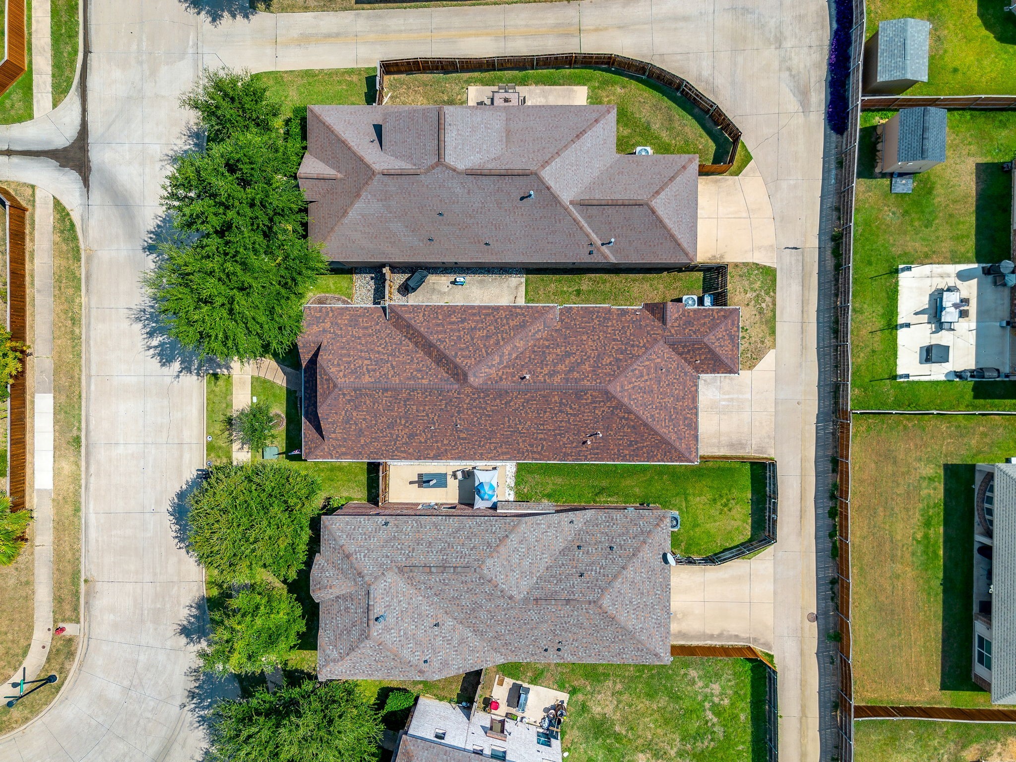 2933 Fontana