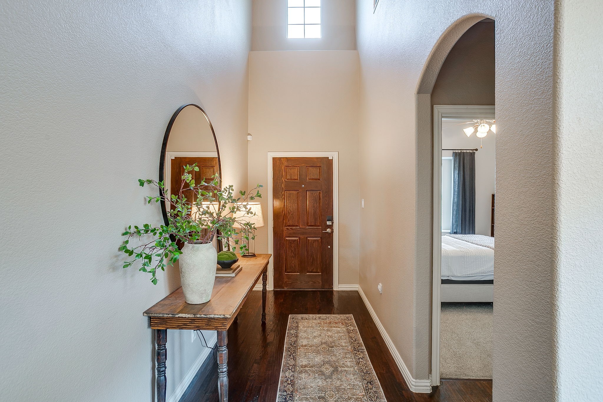 2933 Fontana
