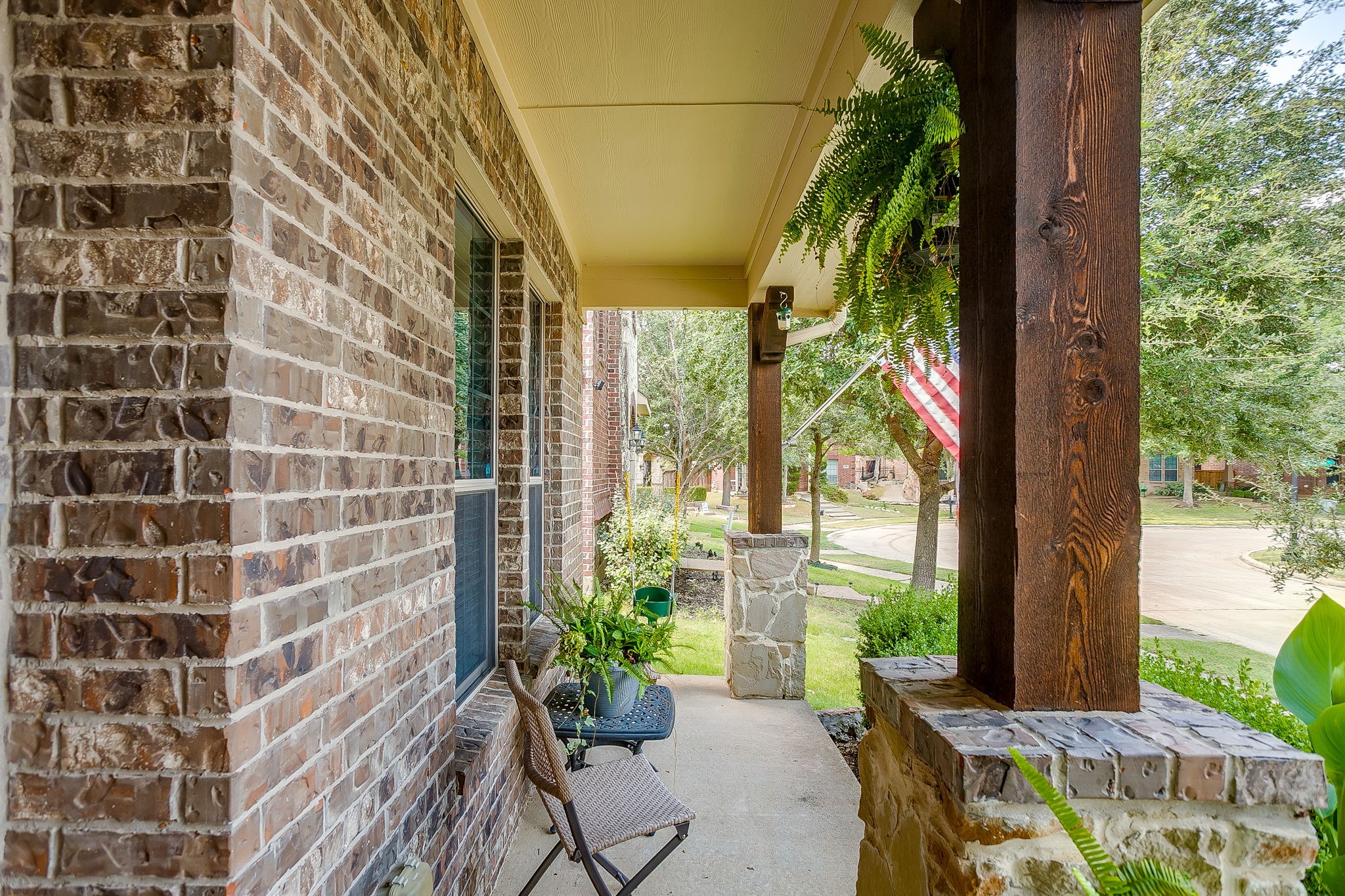 2933 Fontana