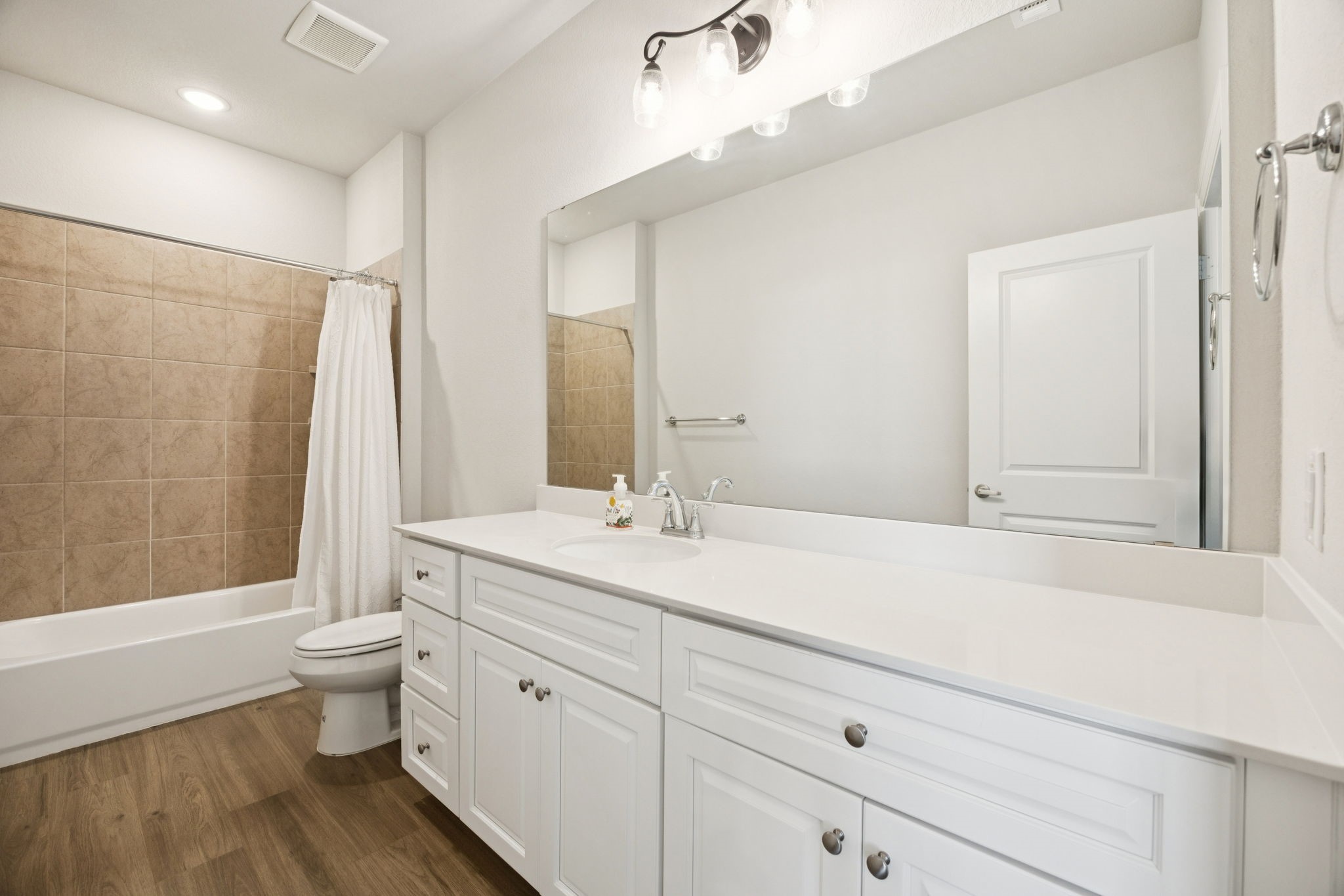 6500 Bold Ruler Lane