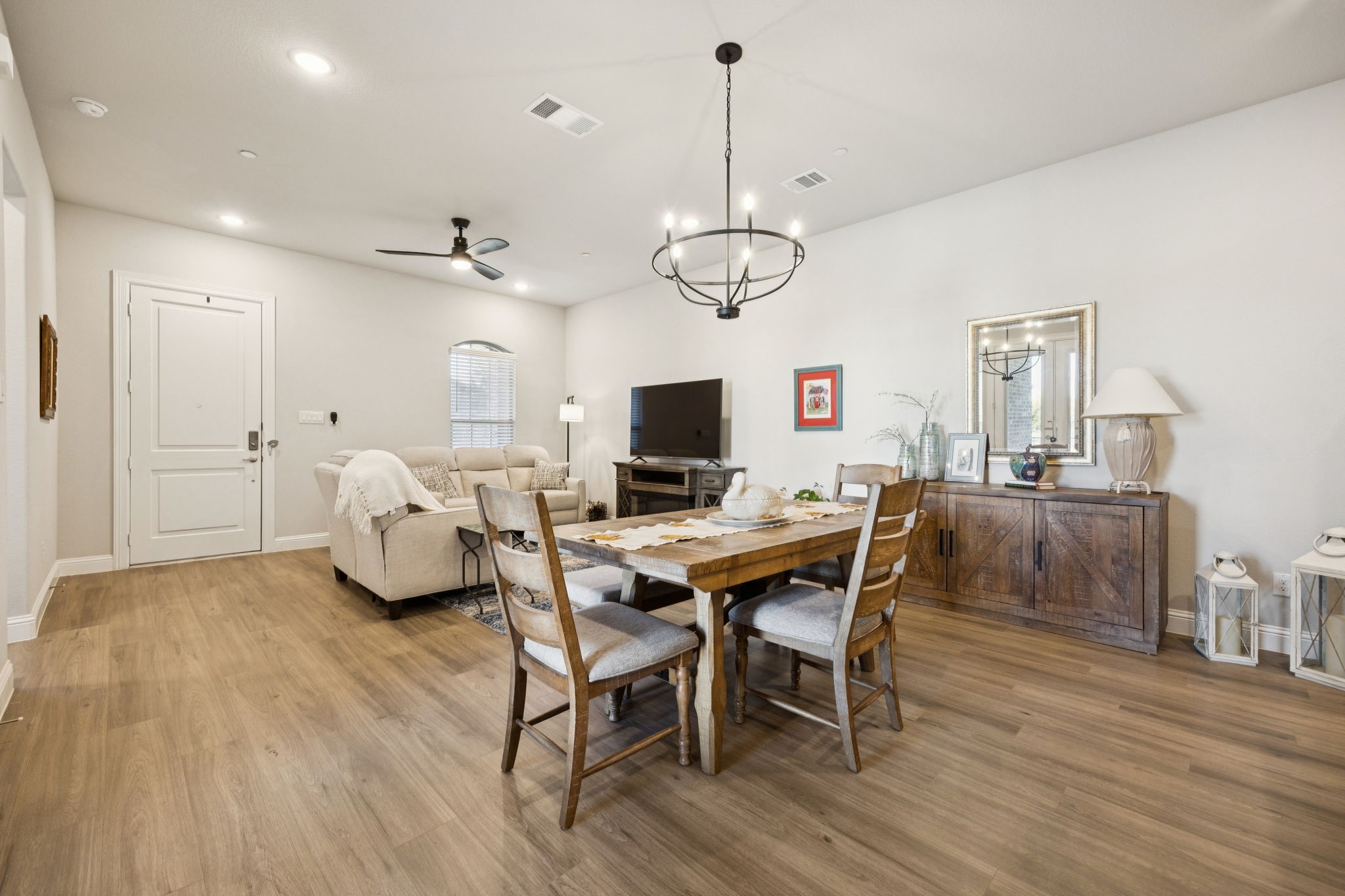 6500 Bold Ruler Lane