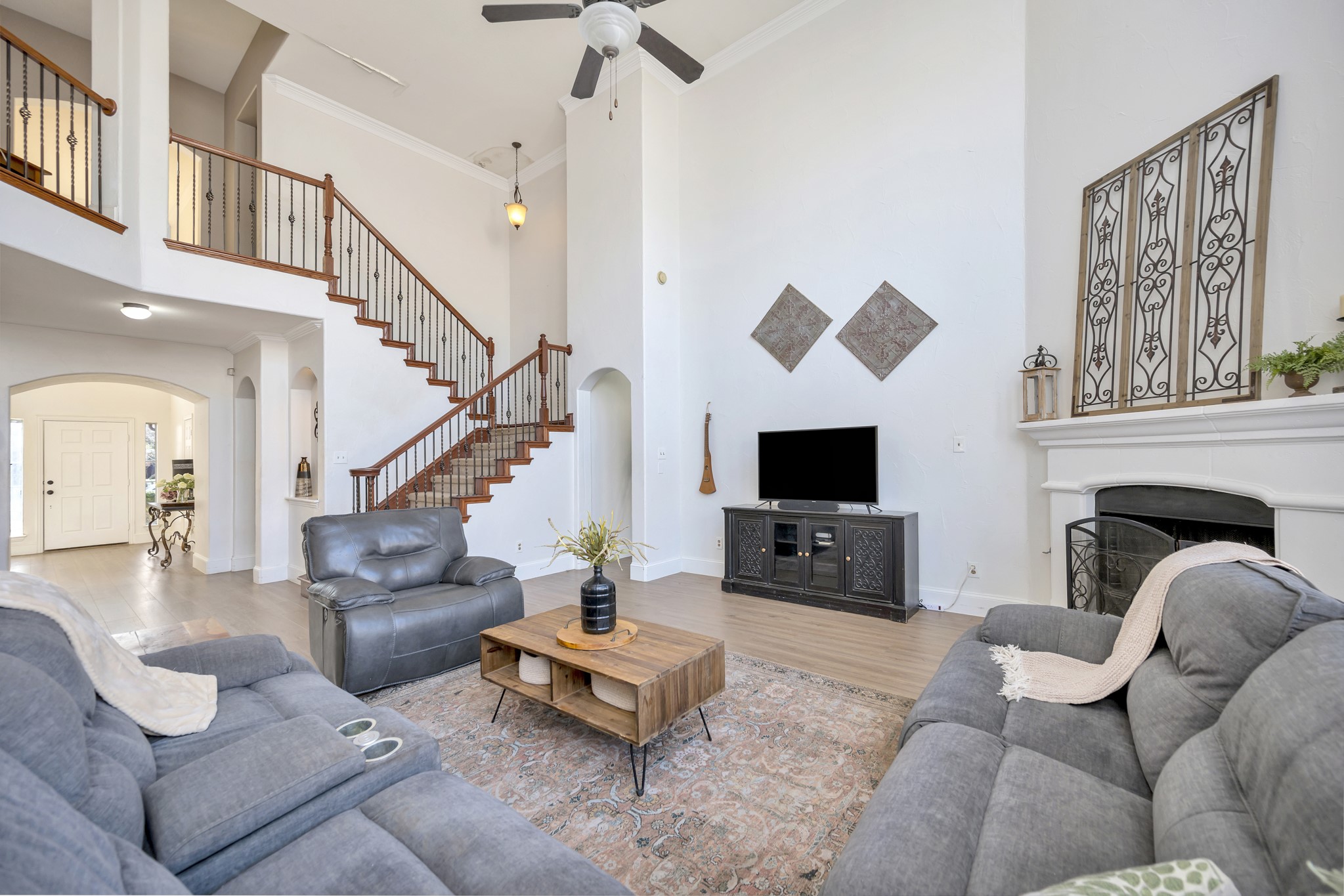 4965 Grinstein Drive