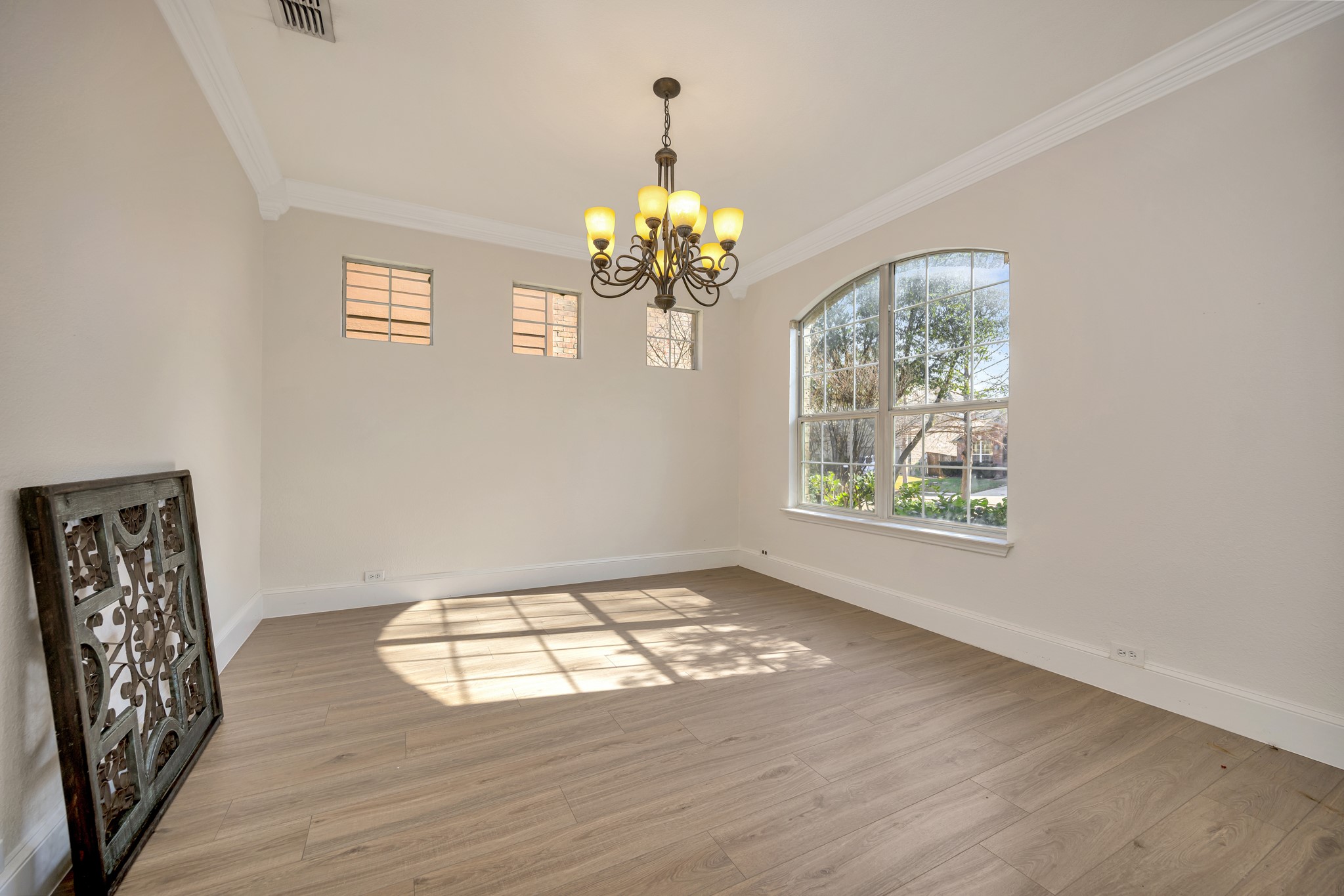 4965 Grinstein Drive