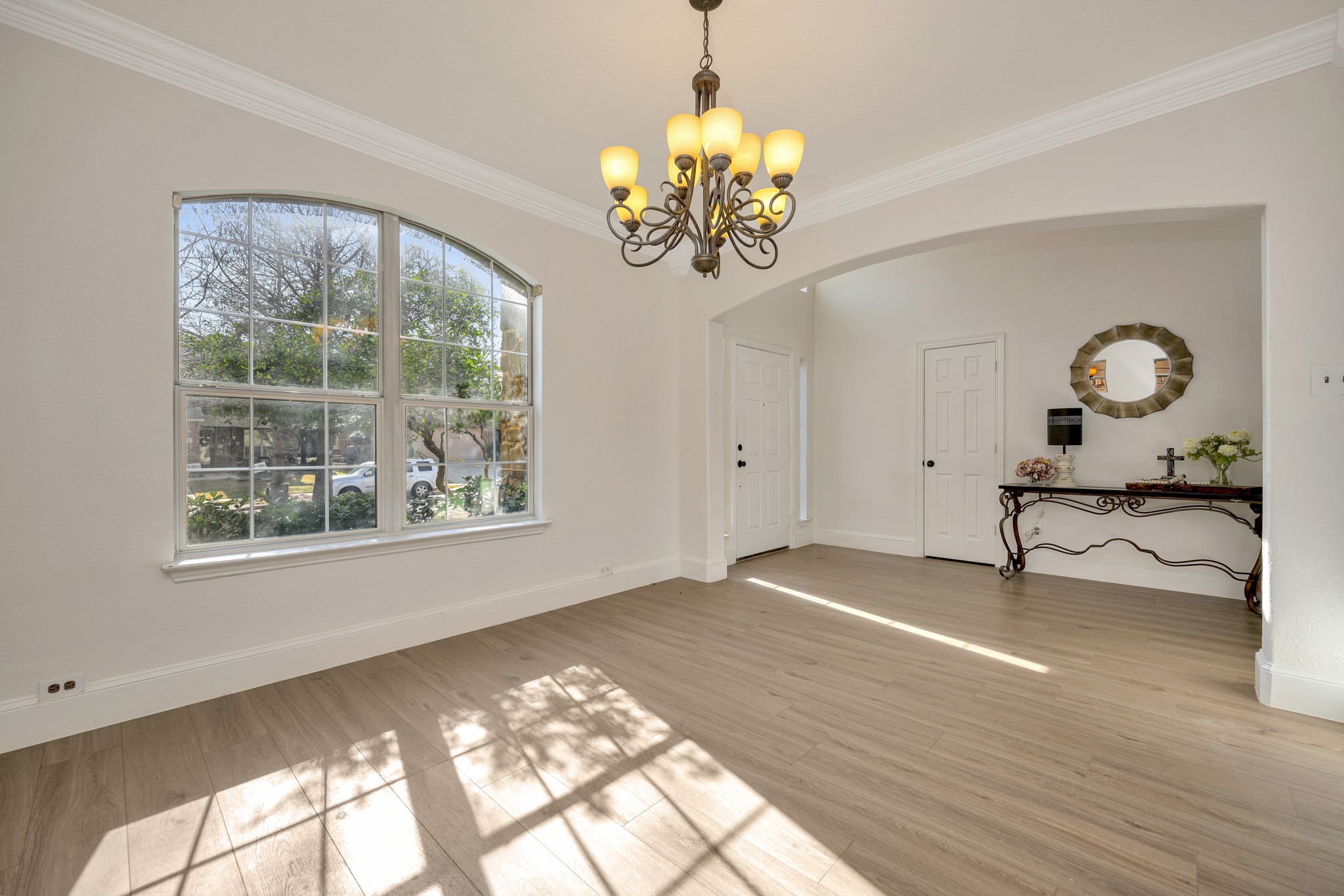 4965 Grinstein Drive