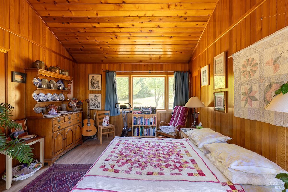 18560 Mountain View Rd