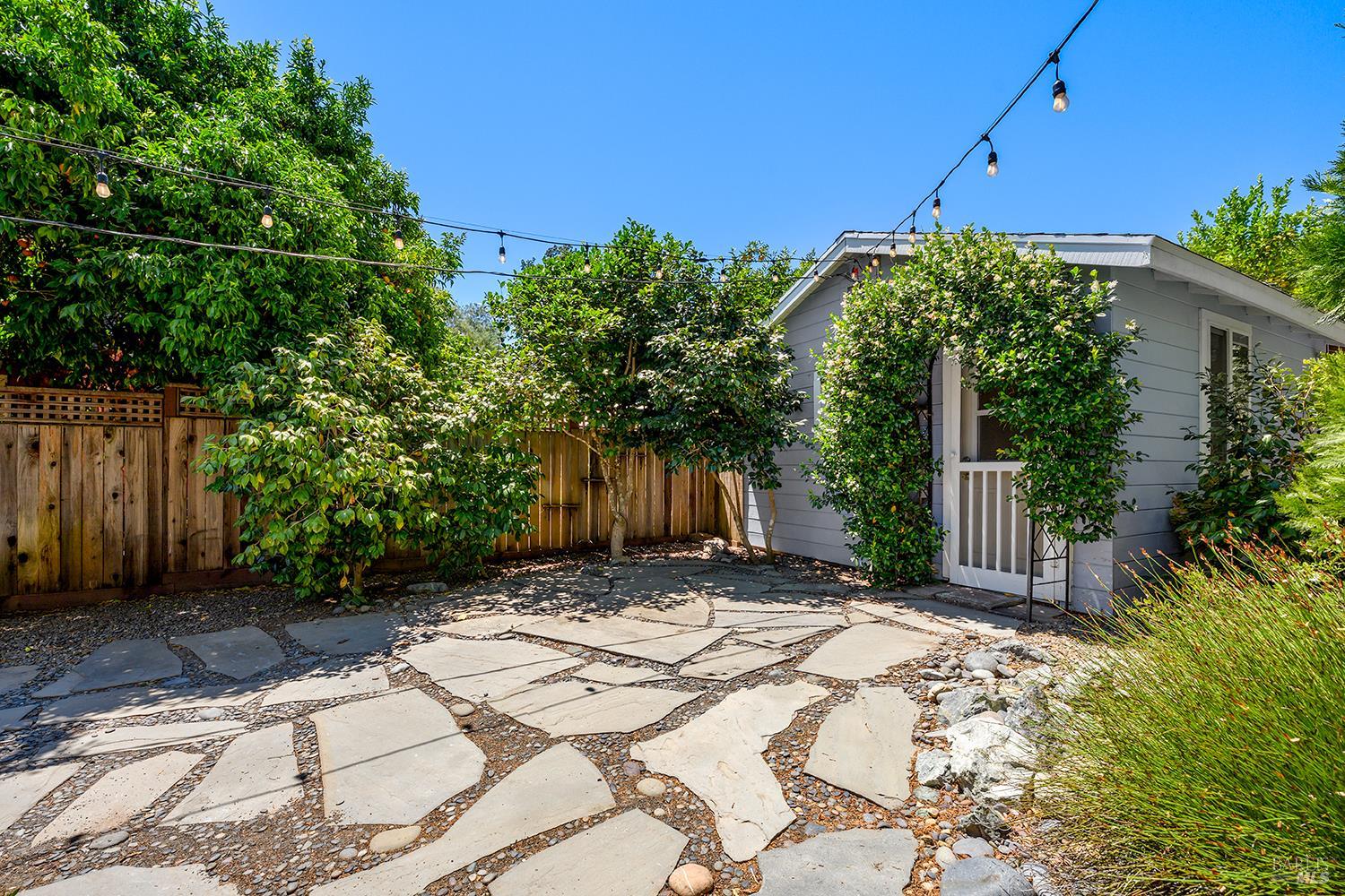 313 N Jefferson Street
