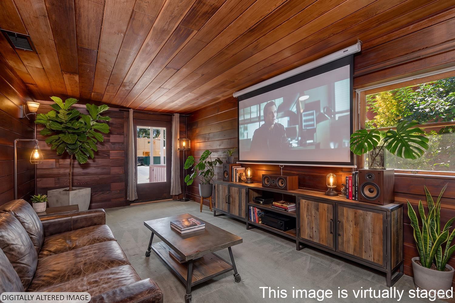 313 N Jefferson Street
