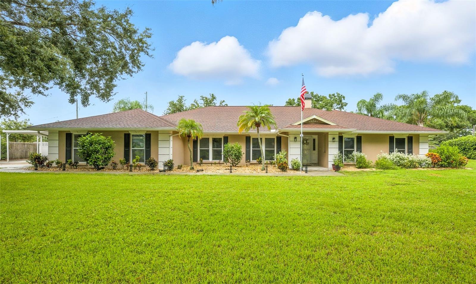 10502 LAKE WILLIAMS DR