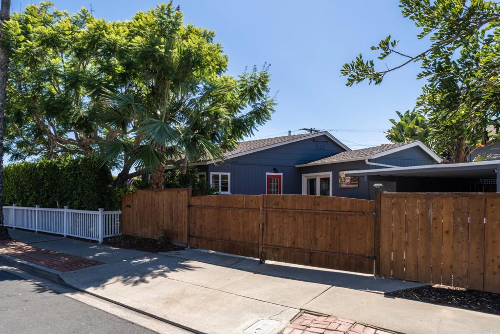 5504 Linda Rosa Avenue