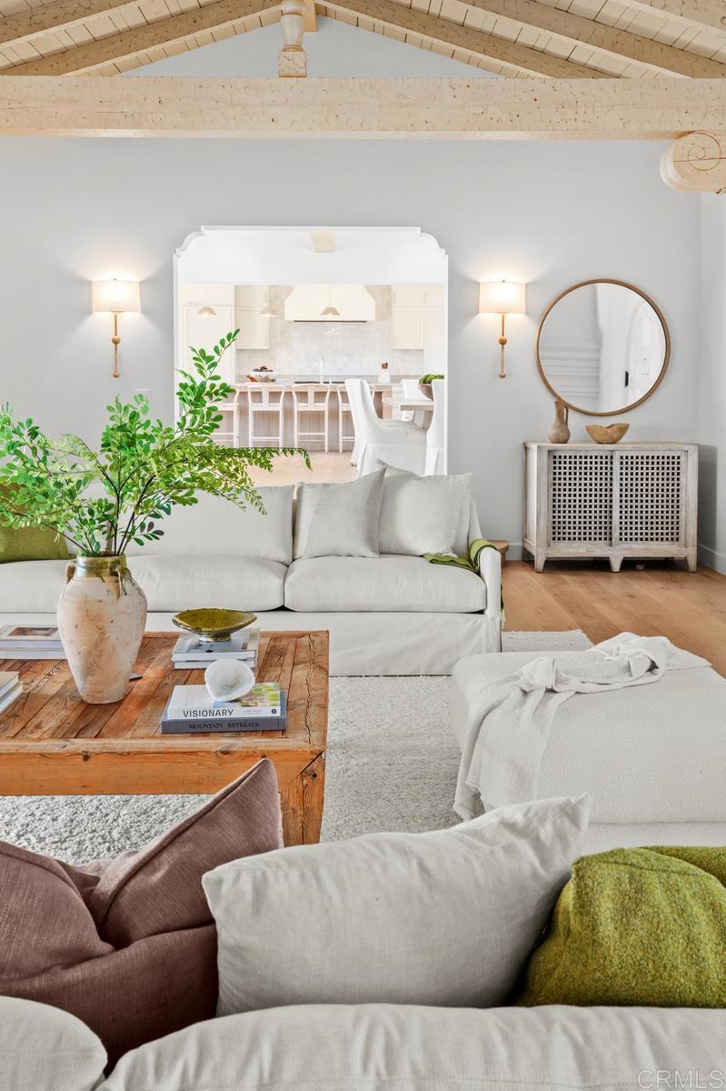 16734 Via De Santa Fe