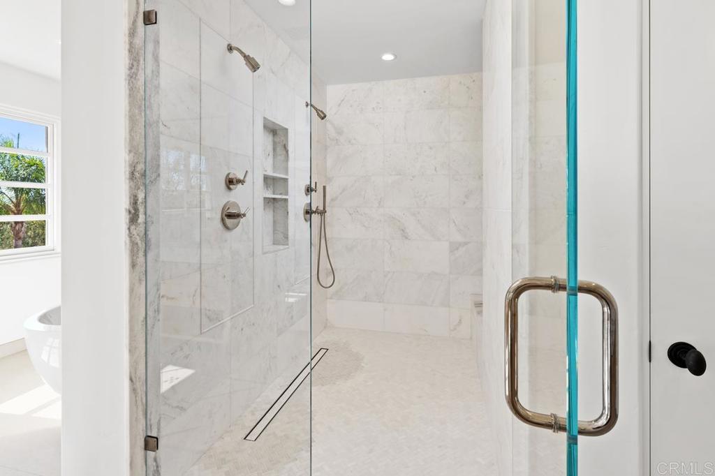 16734 Via De Santa Fe