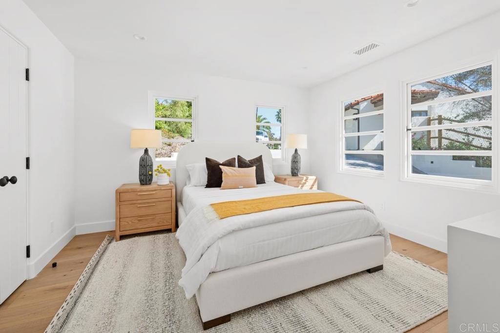 16734 Via De Santa Fe