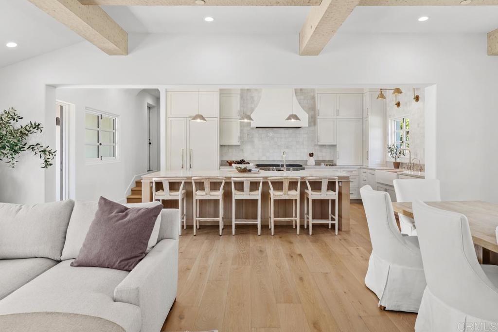 16734 Via De Santa Fe