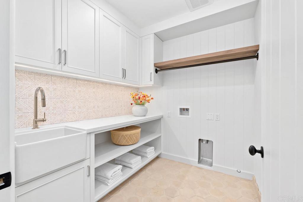 16734 Via De Santa Fe