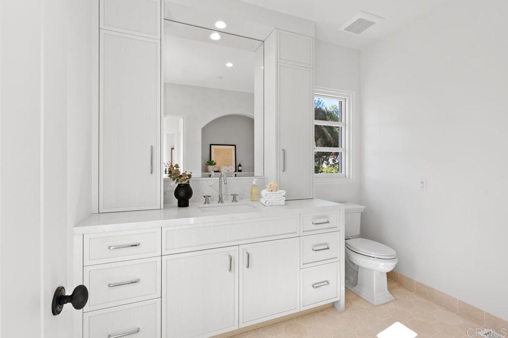 16734 Via De Santa Fe