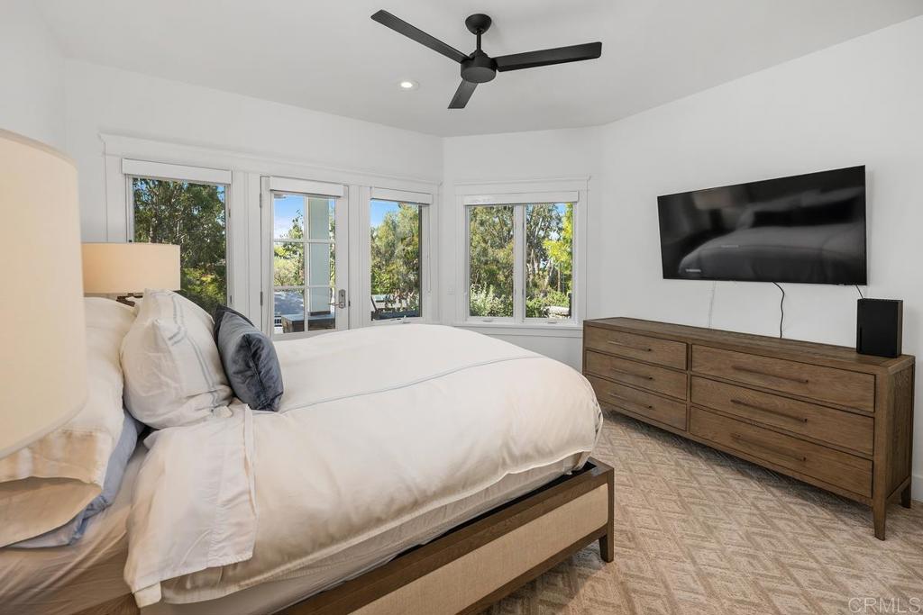 555 Amphitheatre Drive