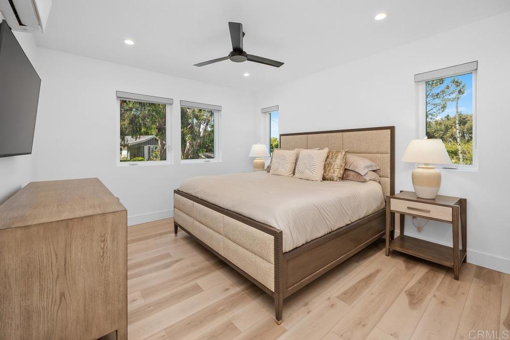 555 Amphitheatre Drive