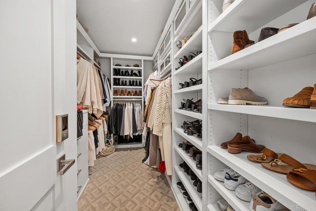 555 Amphitheatre Drive