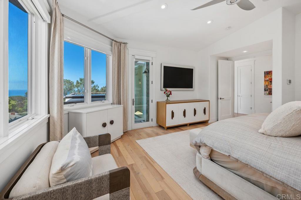 555 Amphitheatre Drive