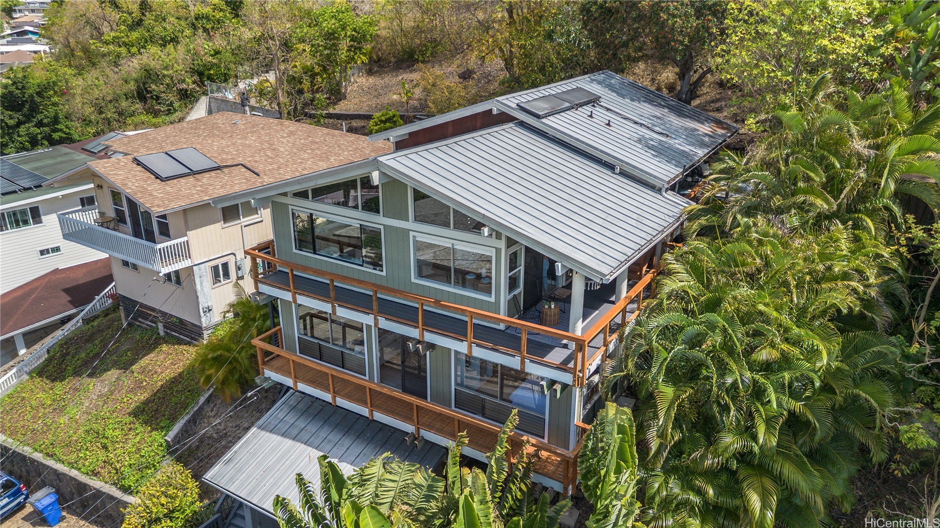 817 Ekoa Place