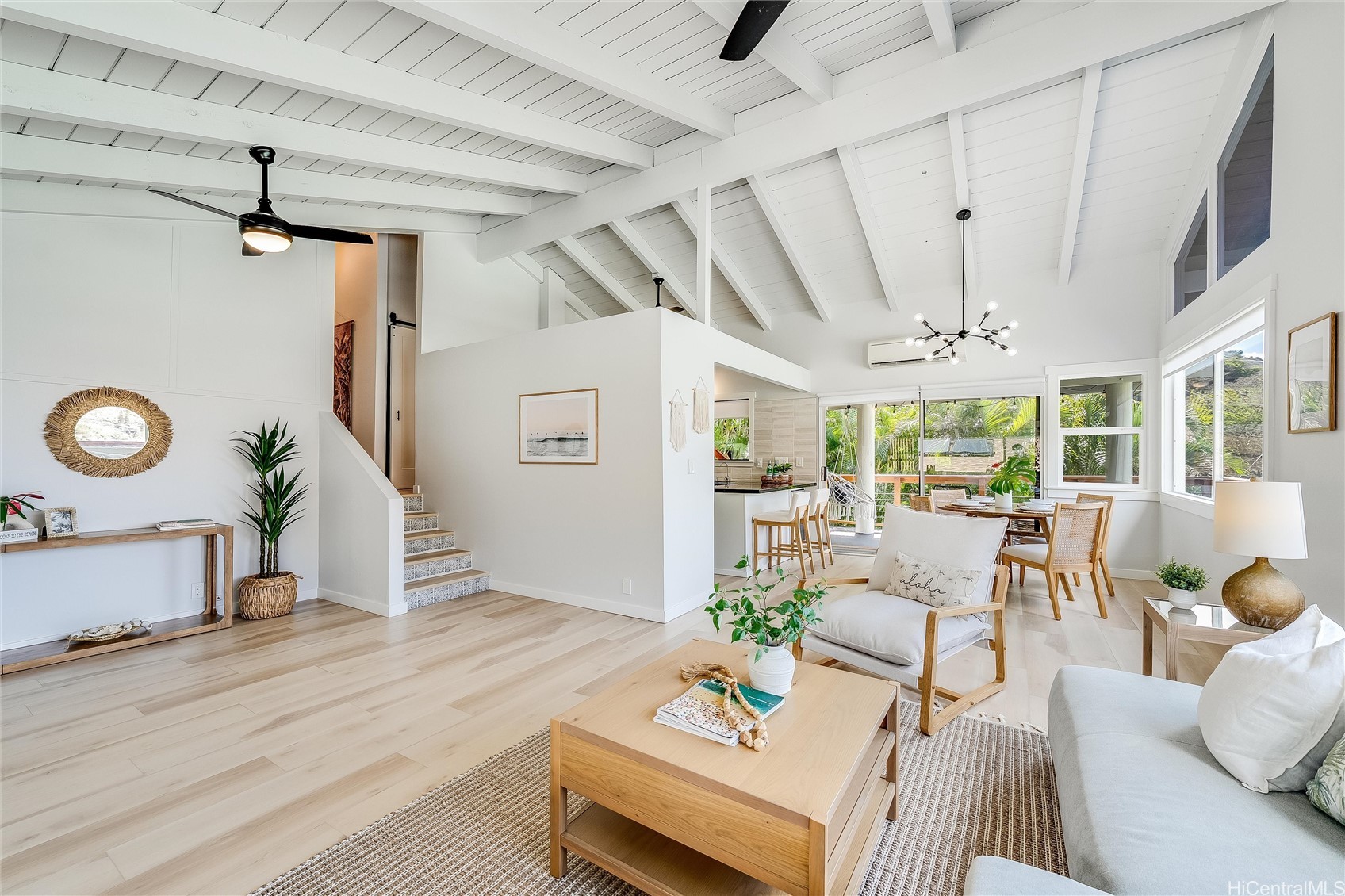 817 Ekoa Place