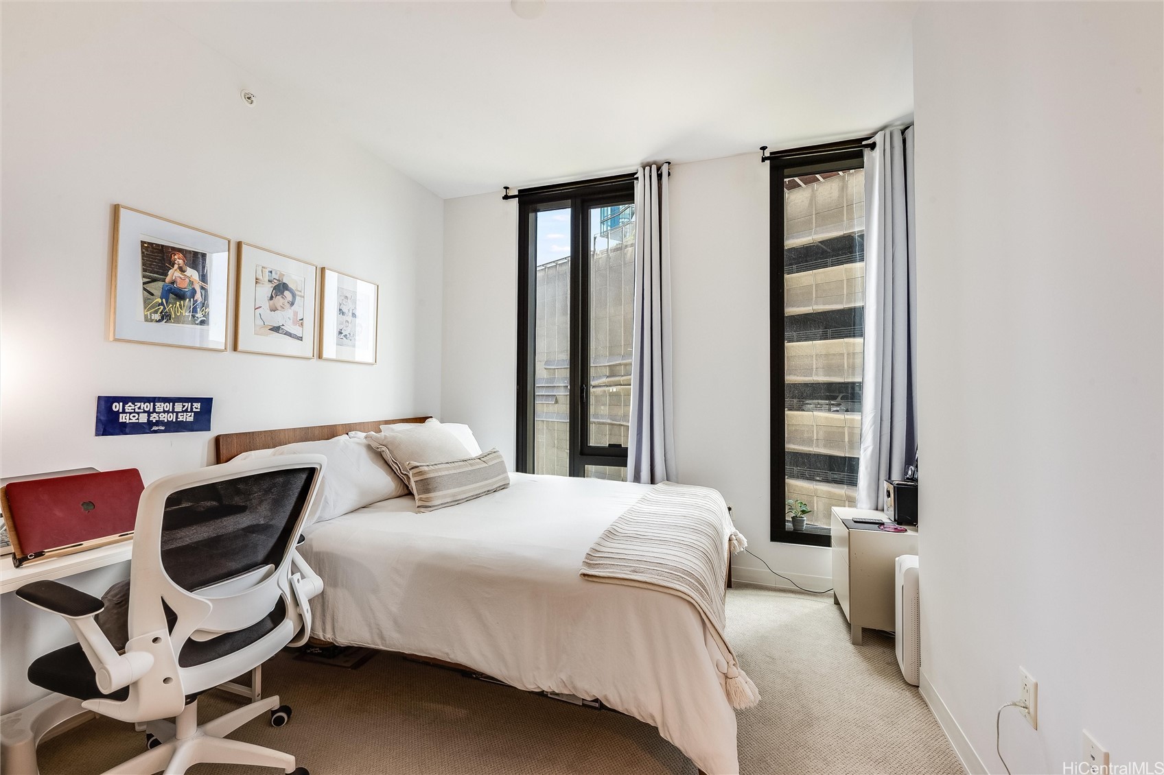 987 Queen Street 502