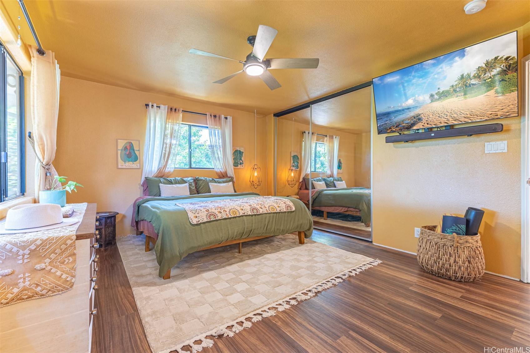 302 N Circle Mauka Street