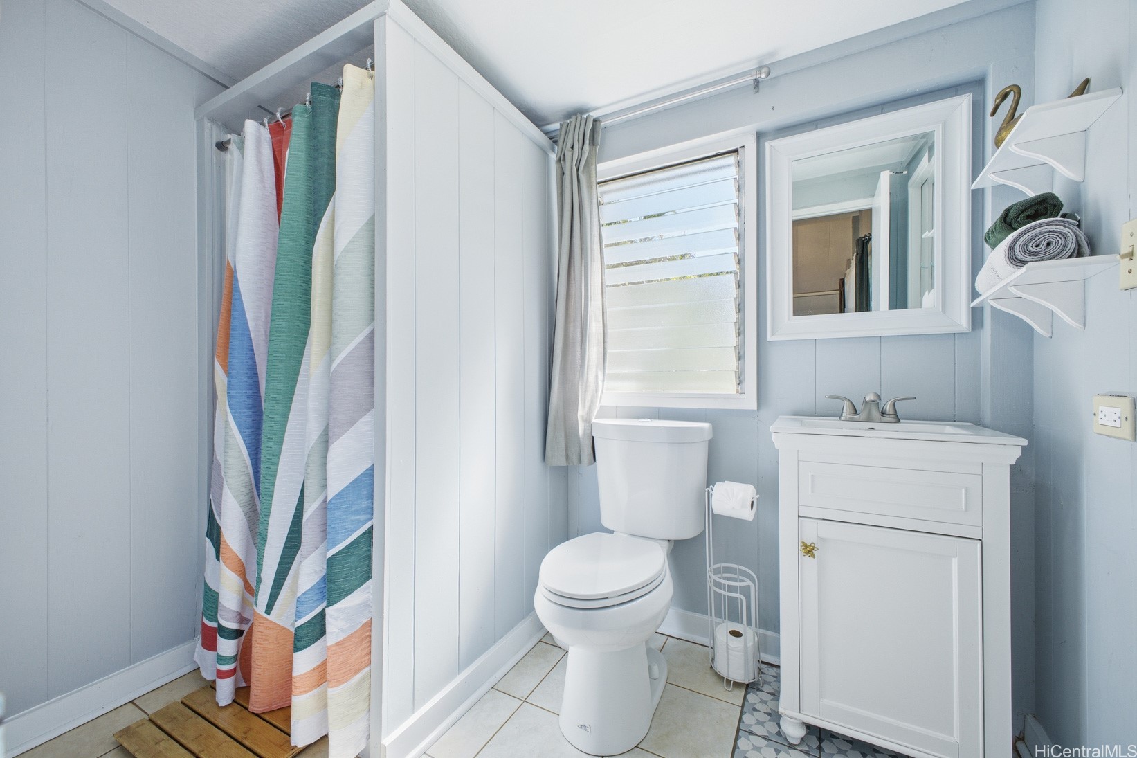 302 N Circle Mauka Street