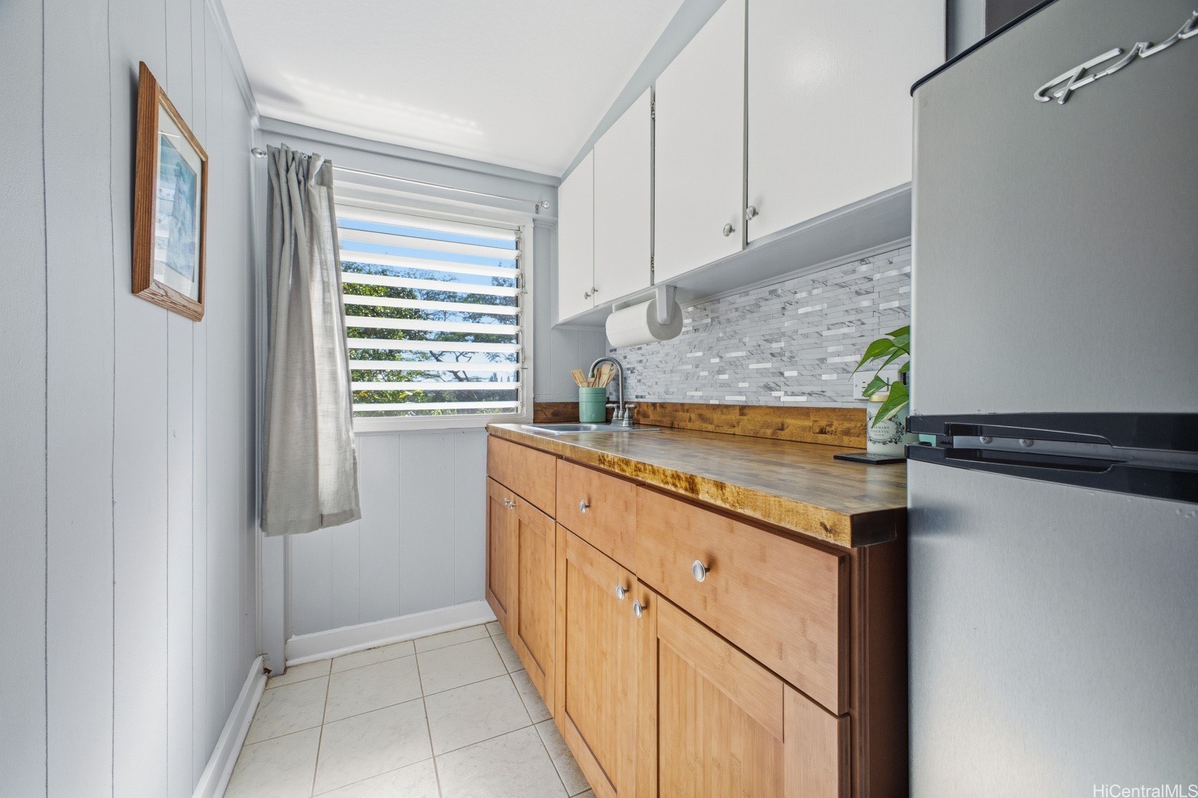 302 N Circle Mauka Street