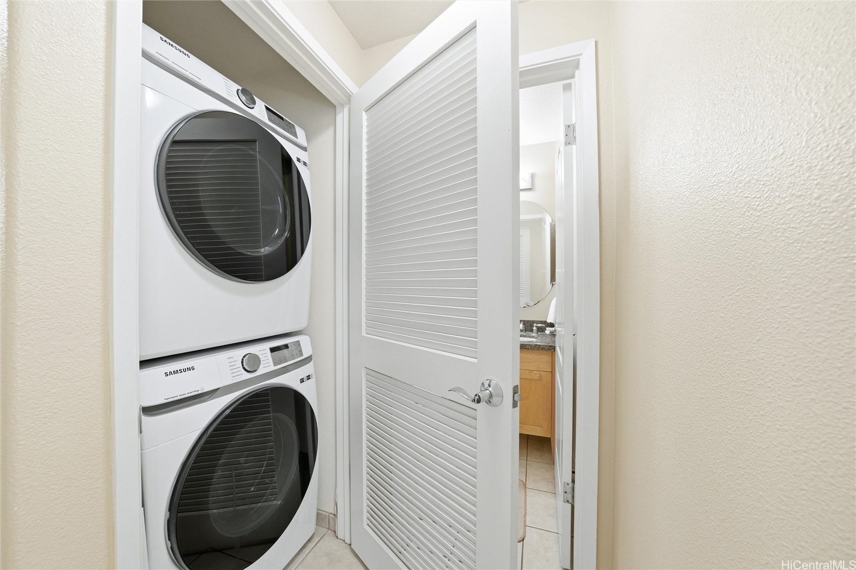 92-1532 Aliinui Drive 1606