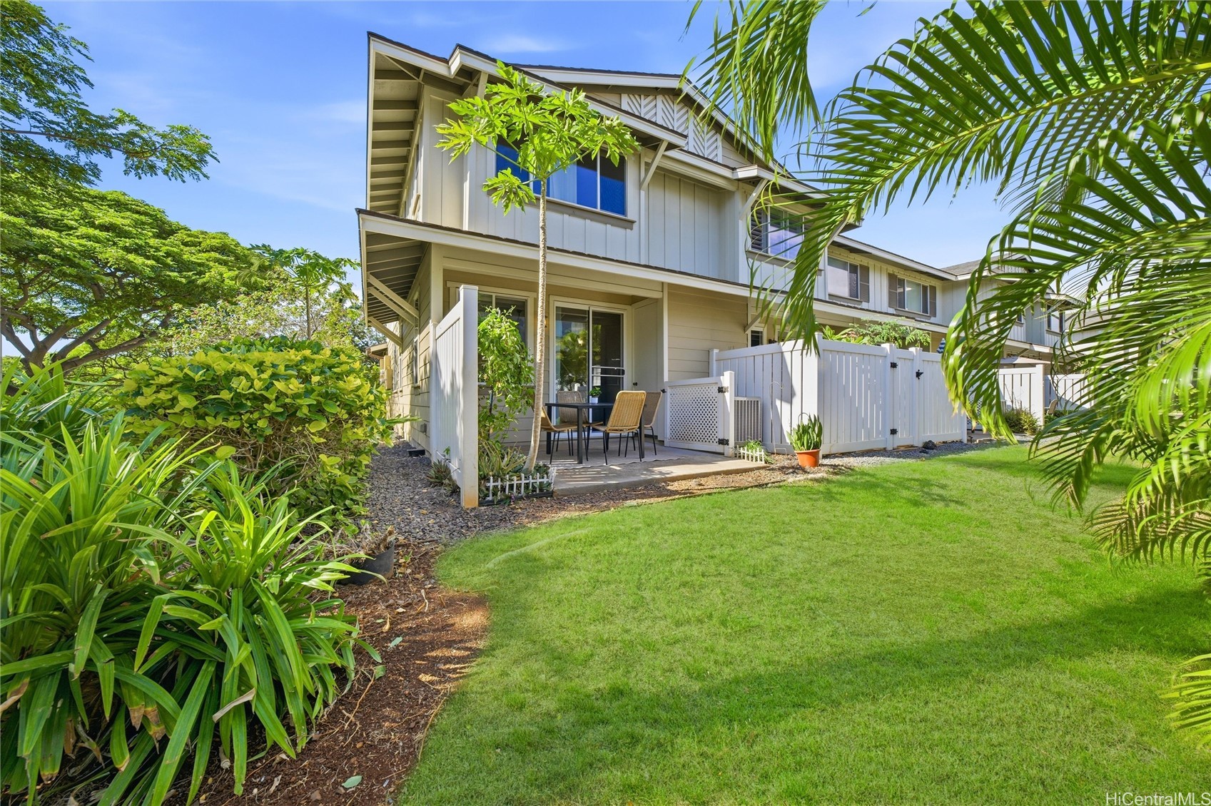 92-1532 Aliinui Drive 1606
