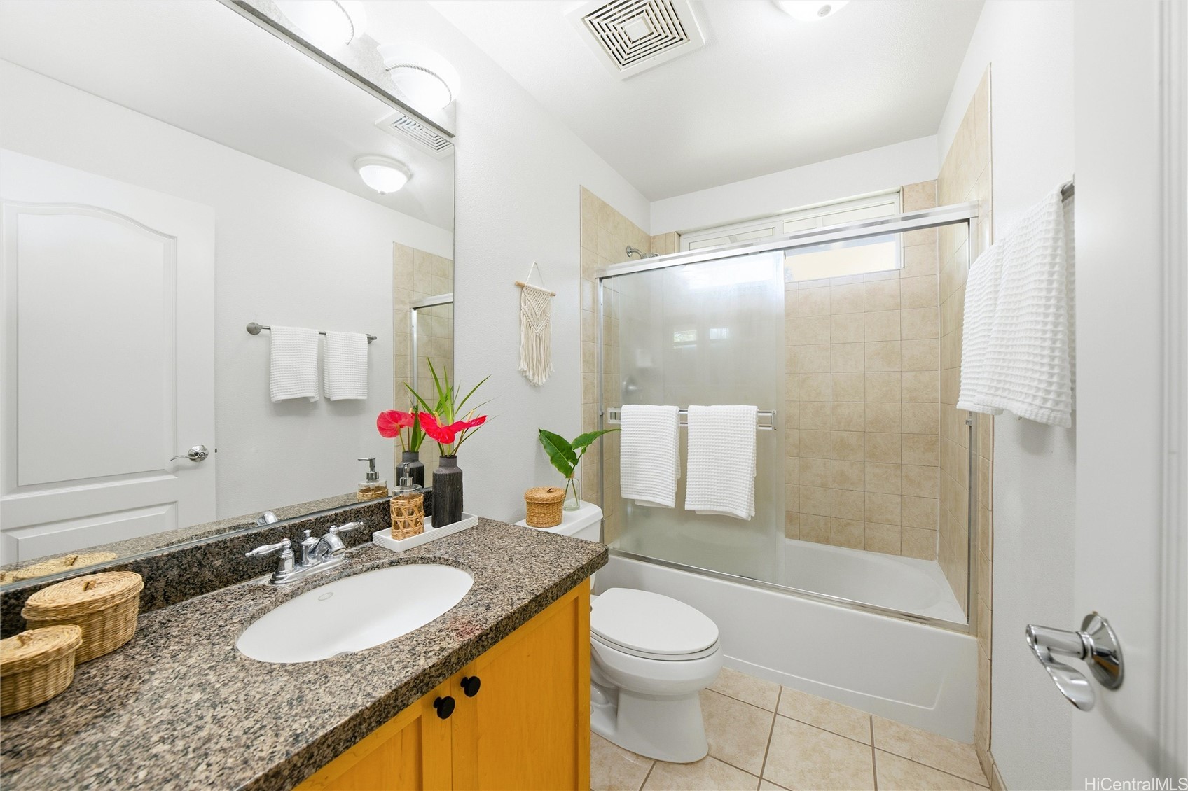 92-1532 Aliinui Drive 1606