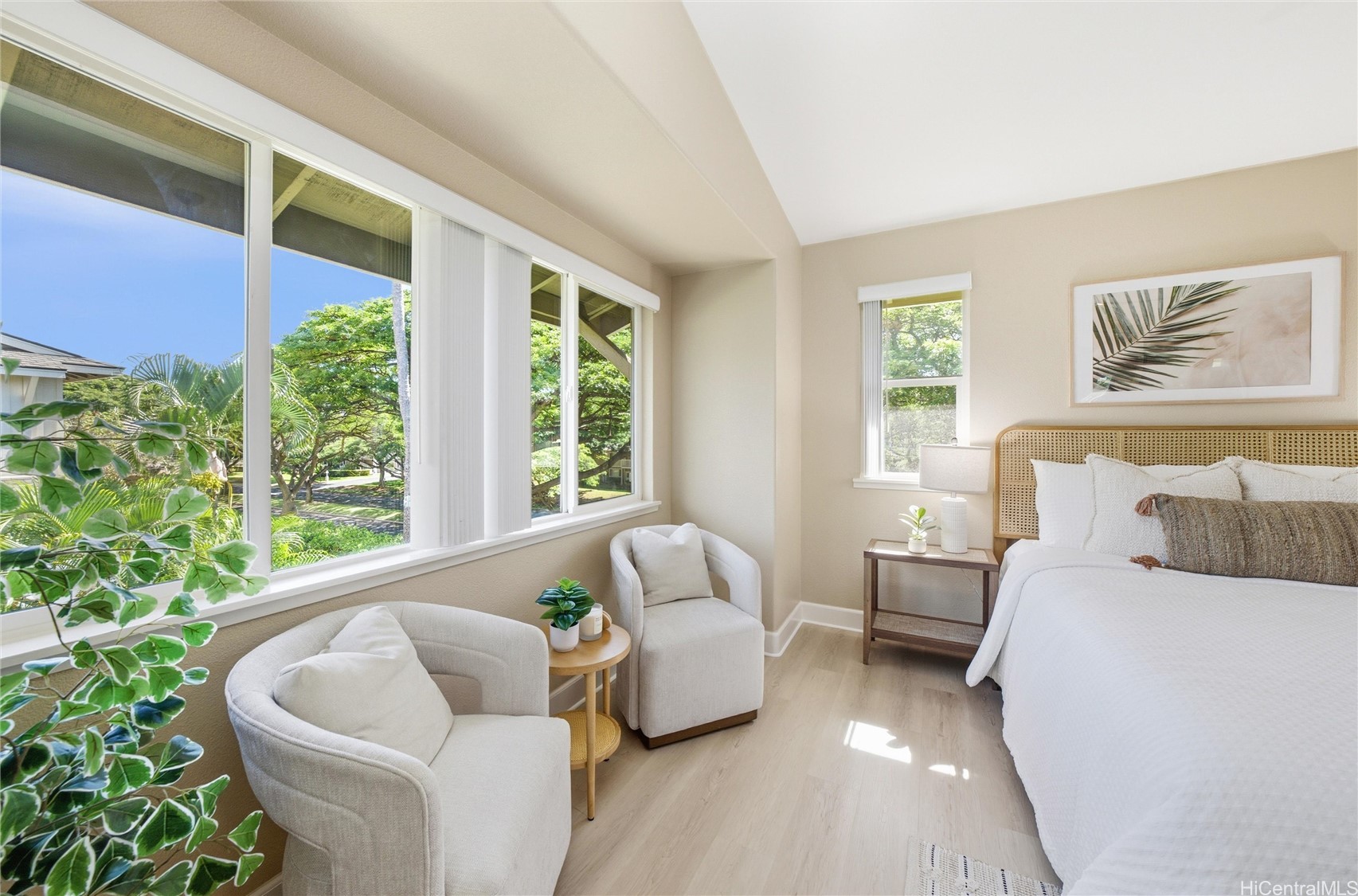 92-1532 Aliinui Drive 1606