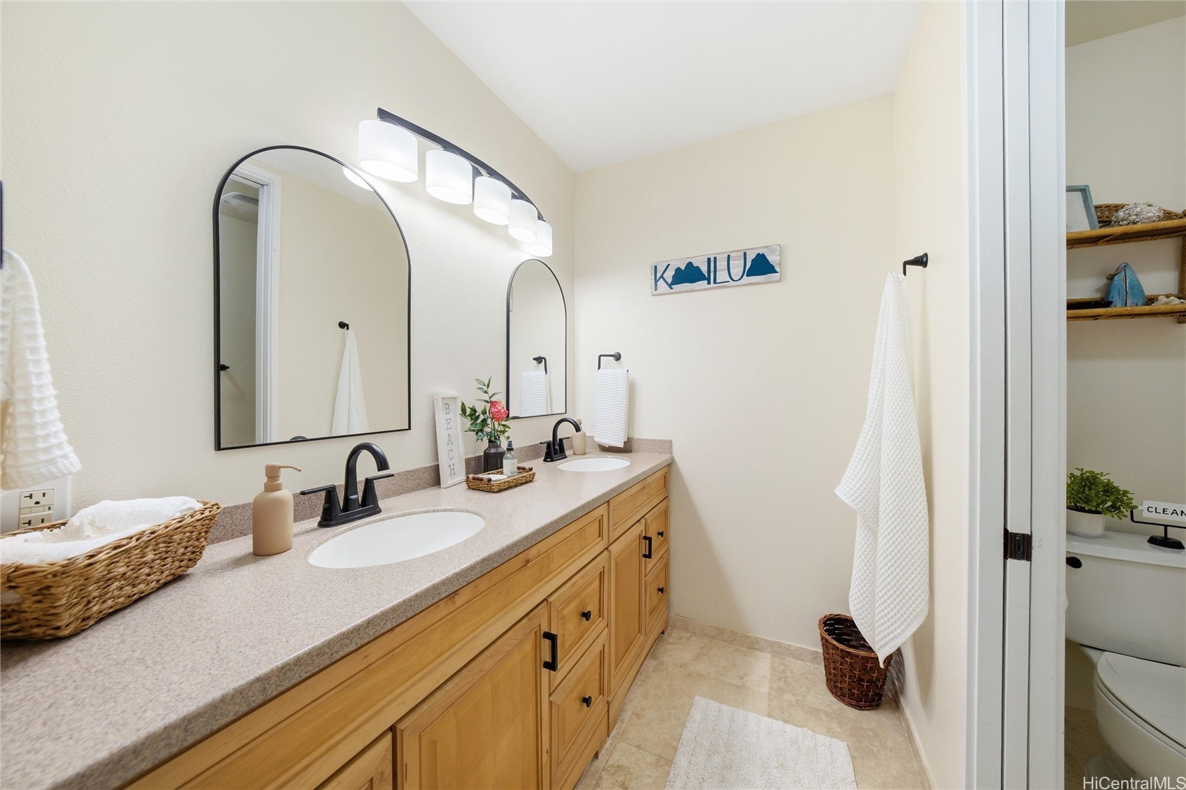 1015 Aoloa Place 344