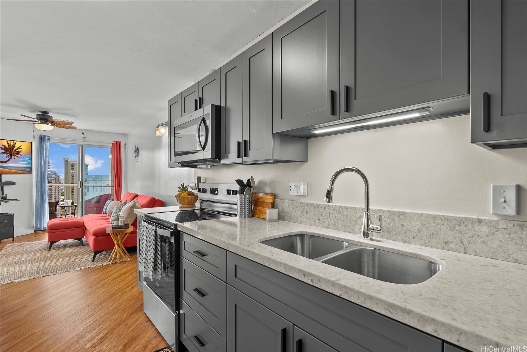 1031 Maunaihi Place 301