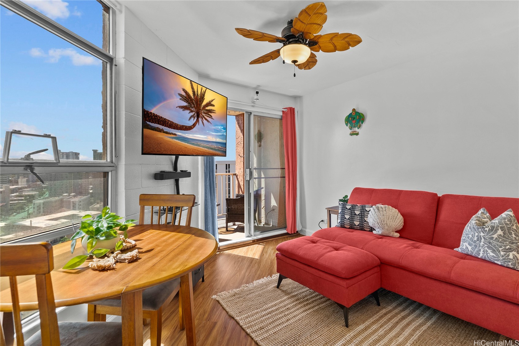 1031 Maunaihi Place 301
