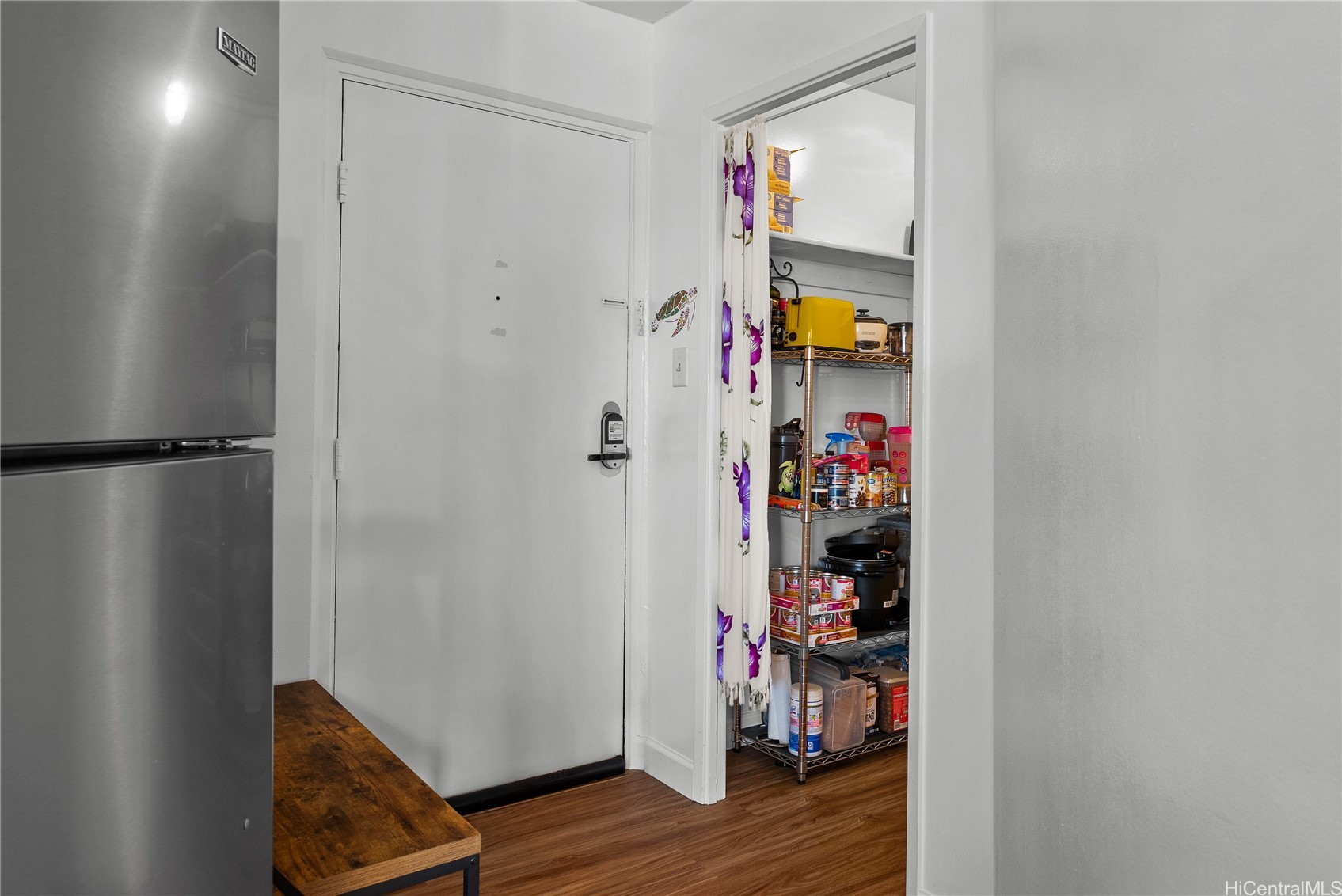 1031 Maunaihi Place 301