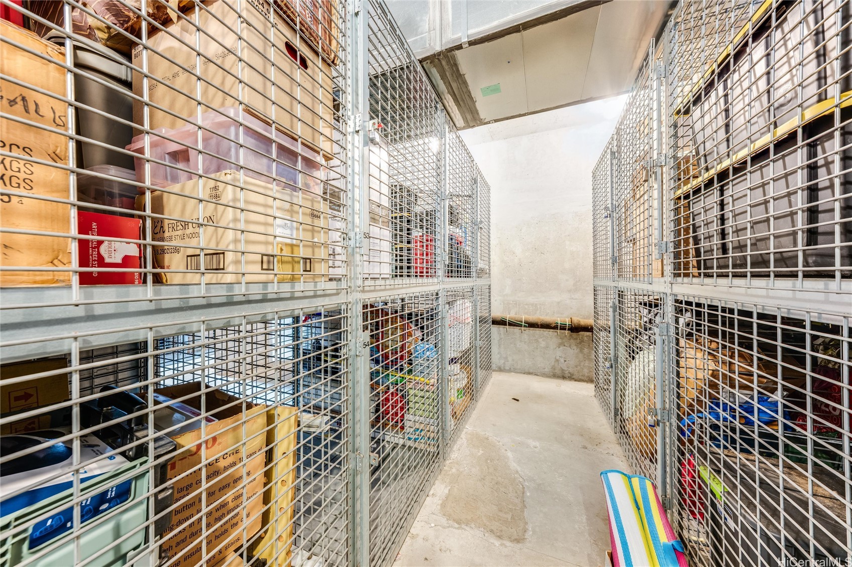 1031 Maunaihi Place 301