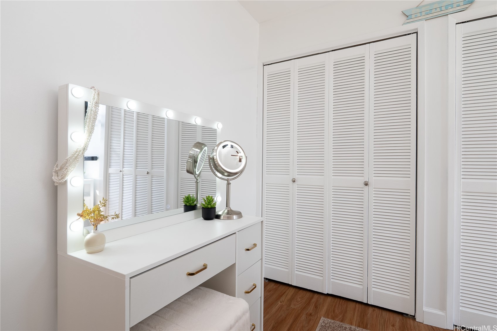 1031 Maunaihi Place 301