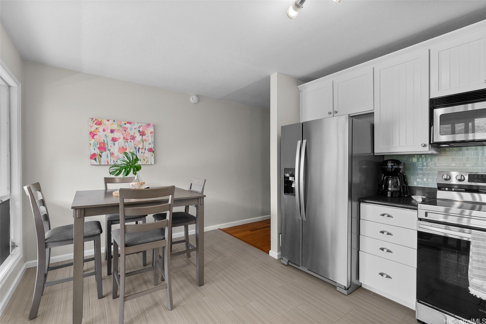 1101 Kumukumu Street B