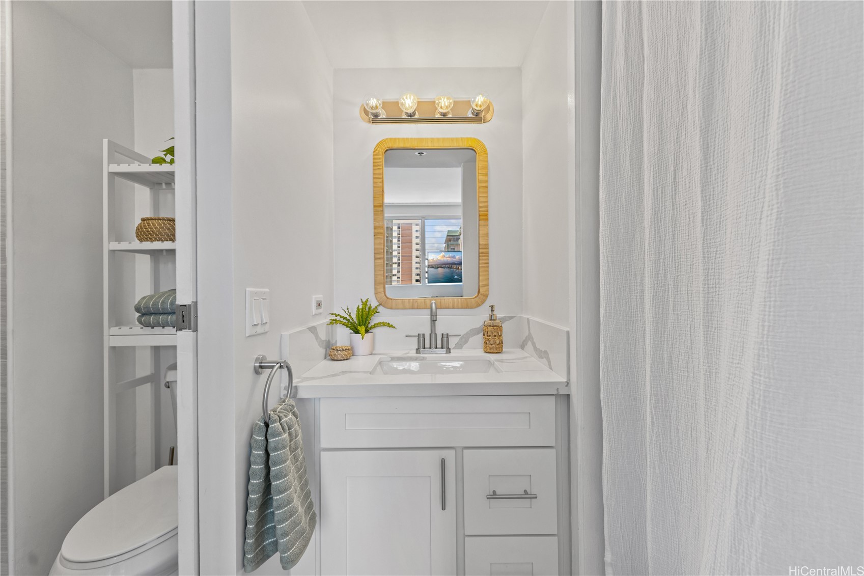 444 Kanekapolei Street 1203