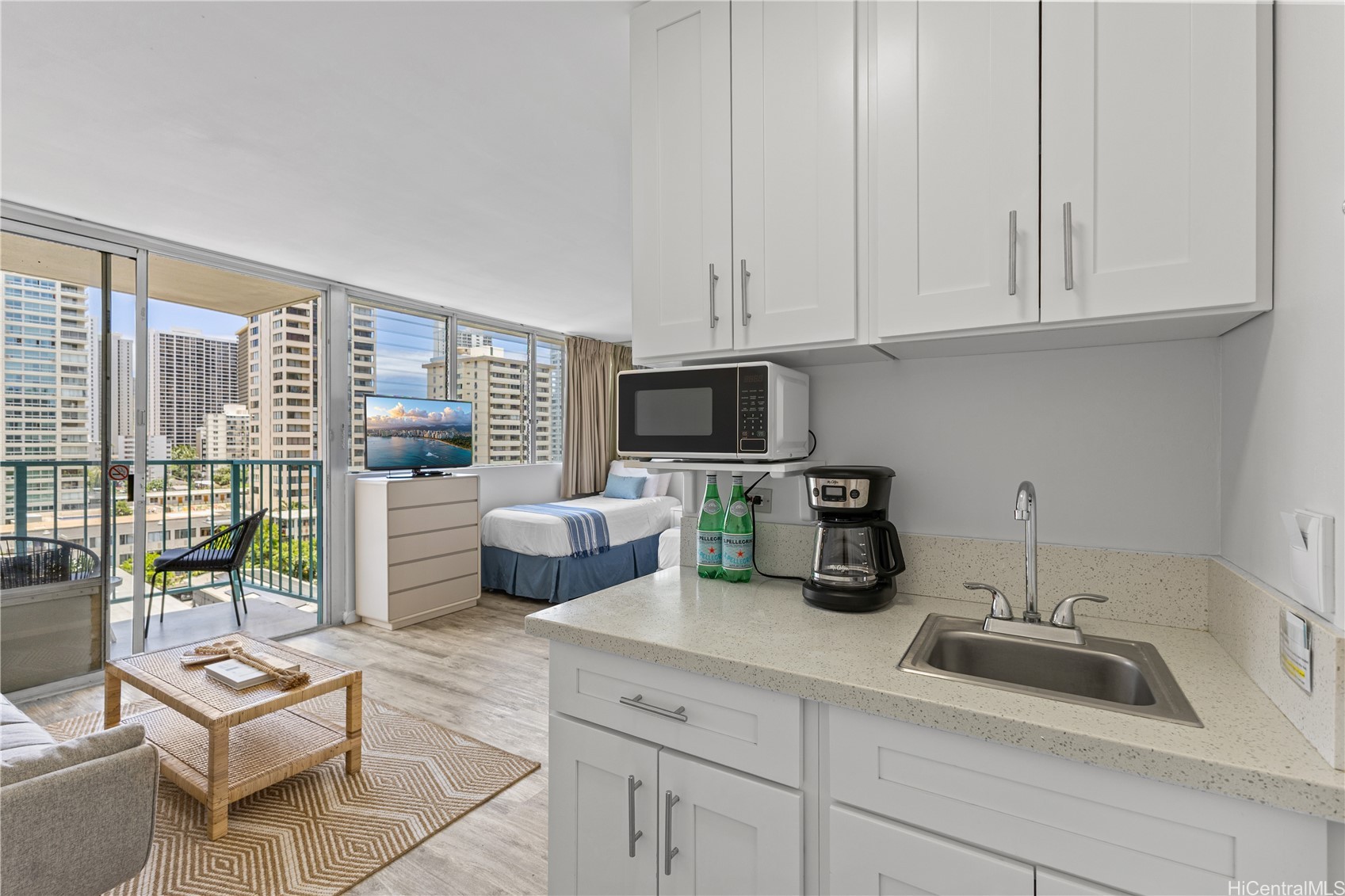 444 Kanekapolei Street 801