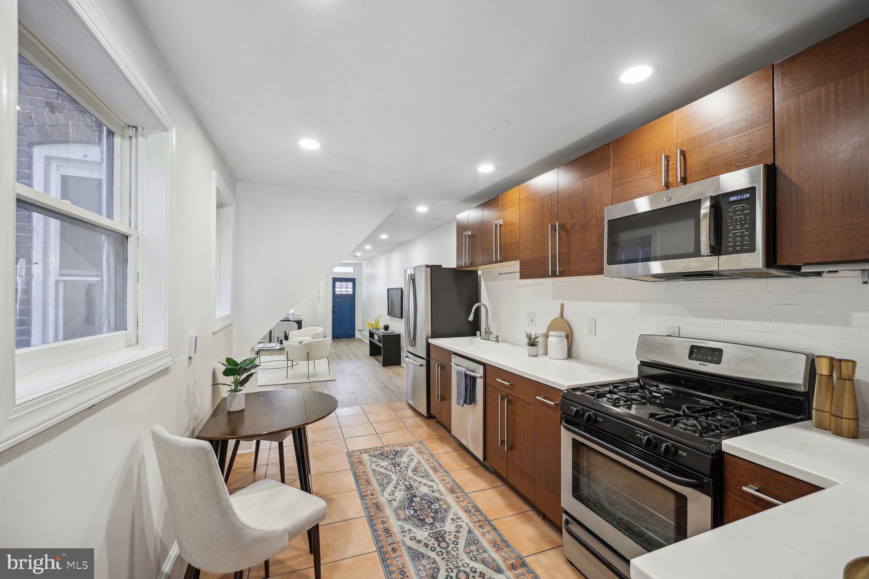 1021 KENYON STREET NW