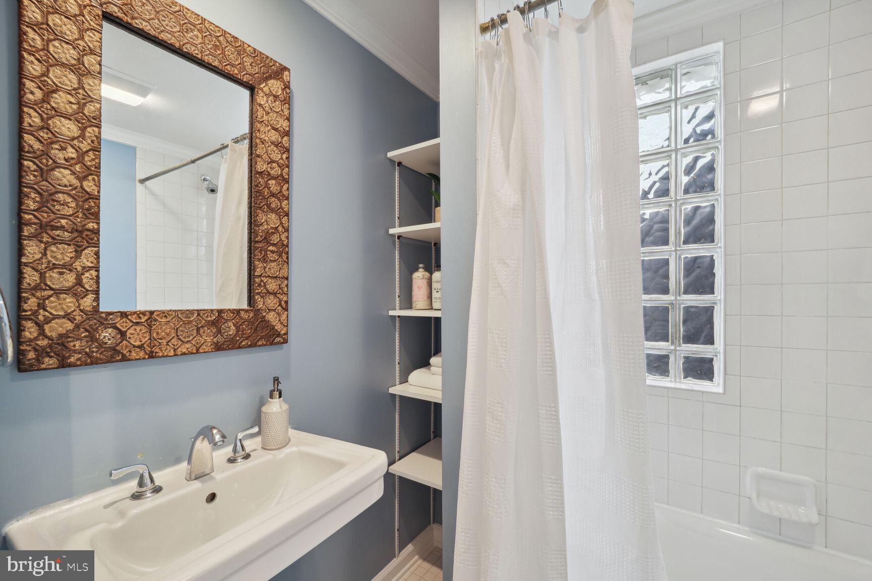 1021 KENYON STREET NW